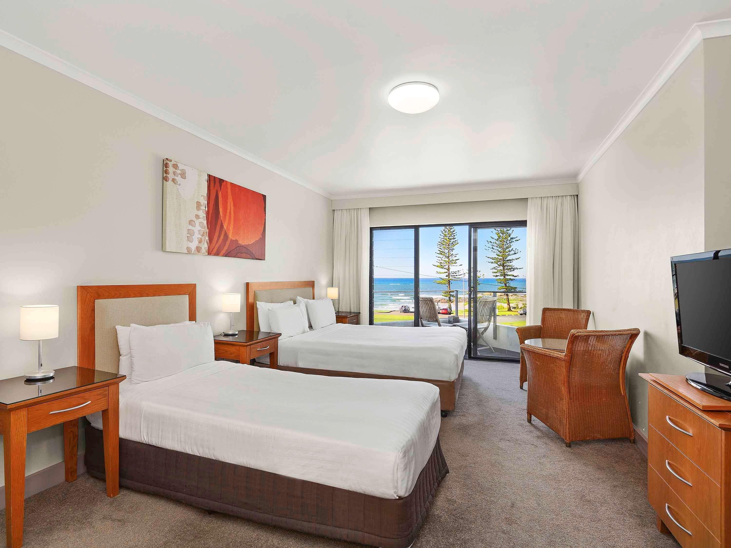 Ibis Styles Port Macquarie Hotel Bagian luar foto